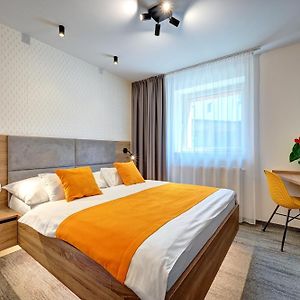 Zimmer mit Queensize-Bett